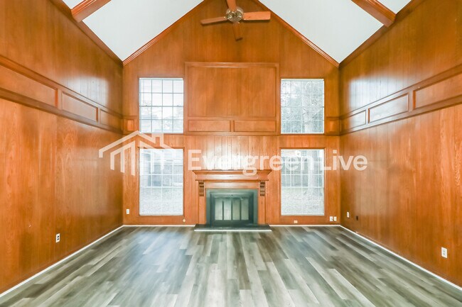 Building Photo - 5506 Pine Arbor Dr