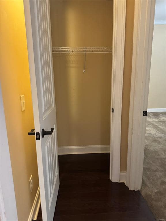 Building Photo - 436 Sydney Dr N