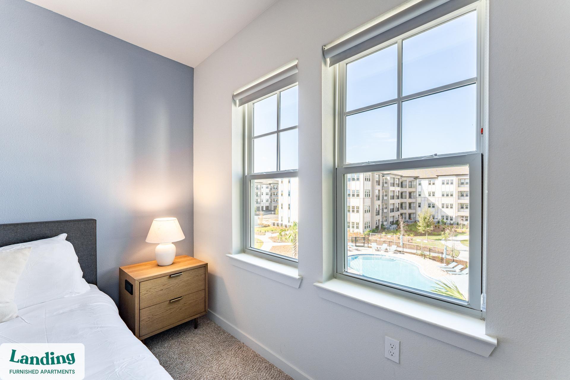 Building Photo - 1225 Utica Dr