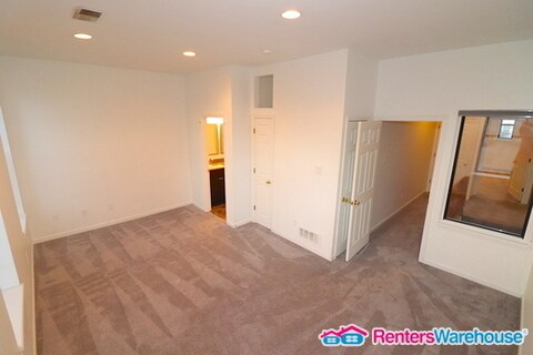 Building Photo - 4435 Oakland Ave