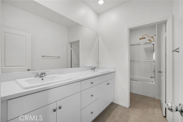 Building Photo - 15928 Lasselle St