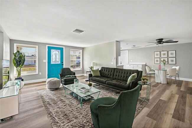 Building Photo - 7835 Birchwood Dr