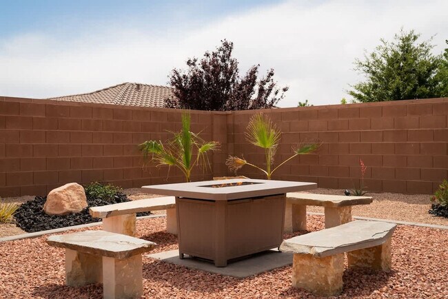 Building Photo - 3273 2530 S