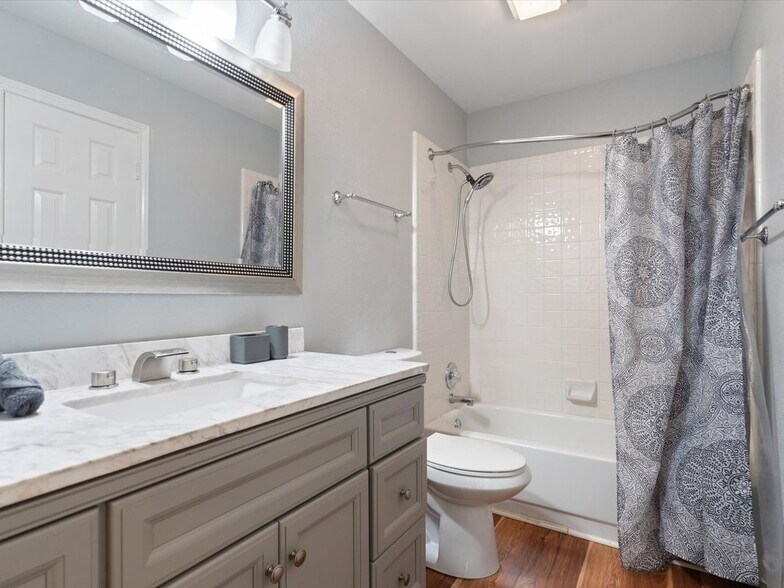 Building Photo - 1103 Pawnee Ct