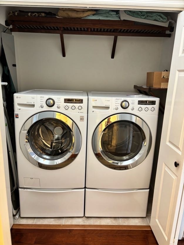 Building Photo - 1403 Fleetwood Plaza