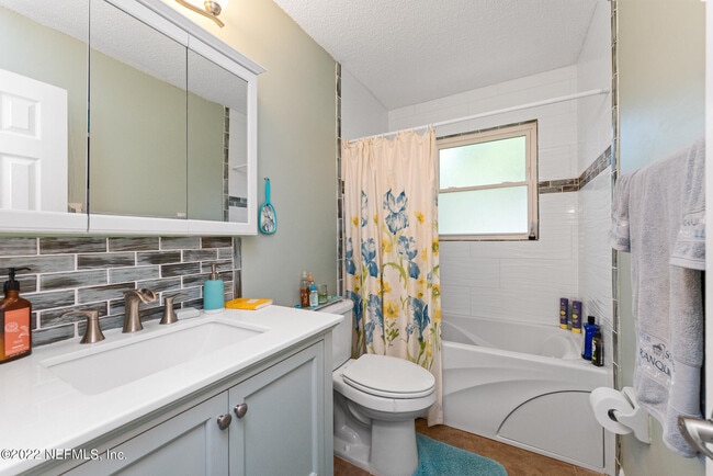 Building Photo - 121 Bluefish Ave