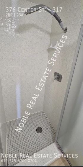 Building Photo - 376 Center St