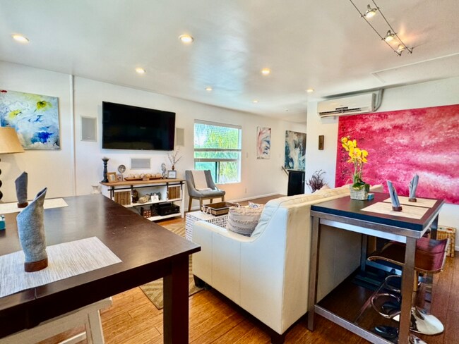 Building Photo - 1804 Andalusia Ave