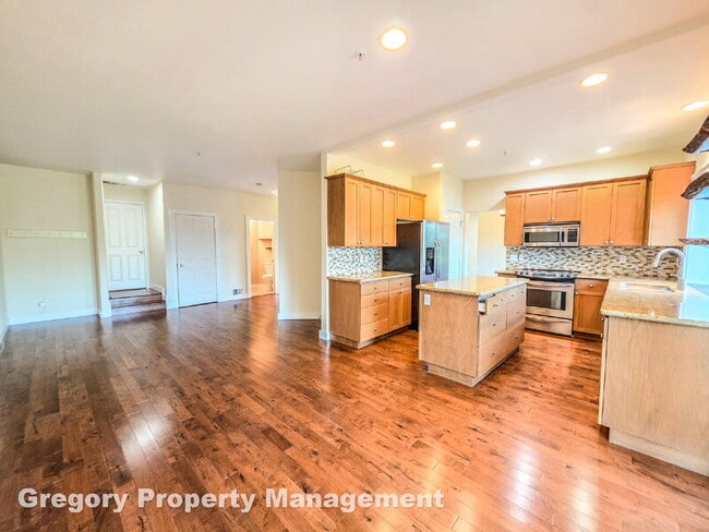 Building Photo - 12026 89th Pl NE