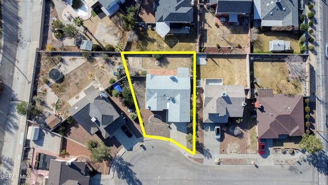 Building Photo - 905 Mark Wallace Ln