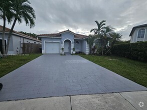 Building Photo - 9141 SW 162nd Ct