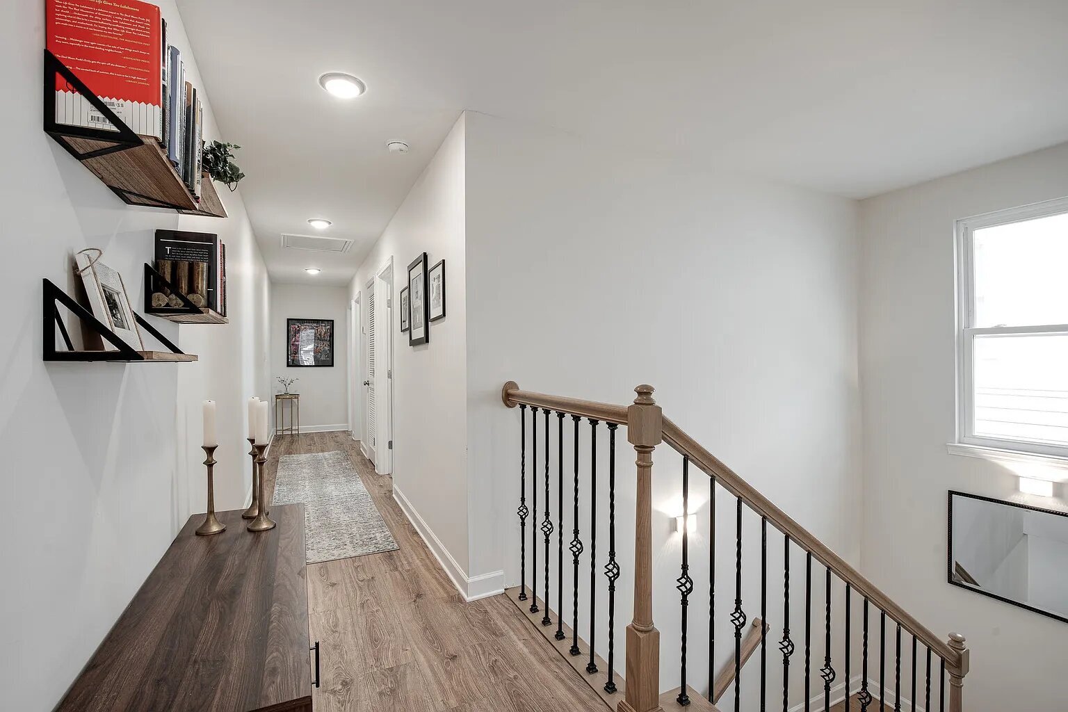 Building Photo - 2426 24th Ave N