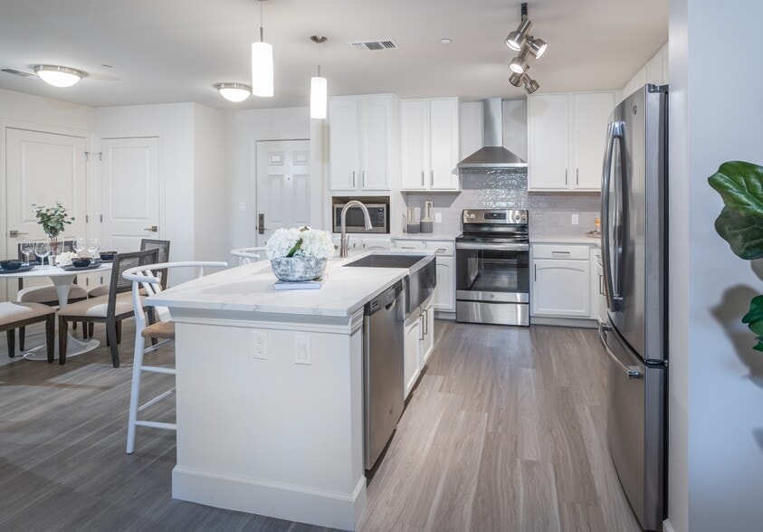 Building Photo - Everleigh Palm Beach Gardens