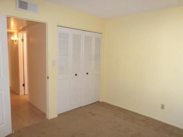 Building Photo - 2616 W Joan De Arc Ave