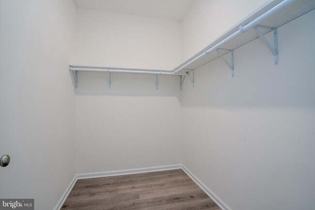 Building Photo - 3403 Jordan Dr