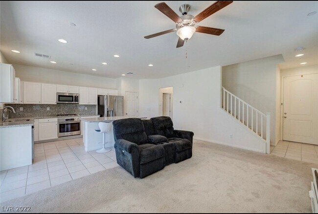 Building Photo - 161 Volti Subito Way
