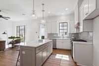 Building Photo - COMING SOON in SUGAR MILL POND!