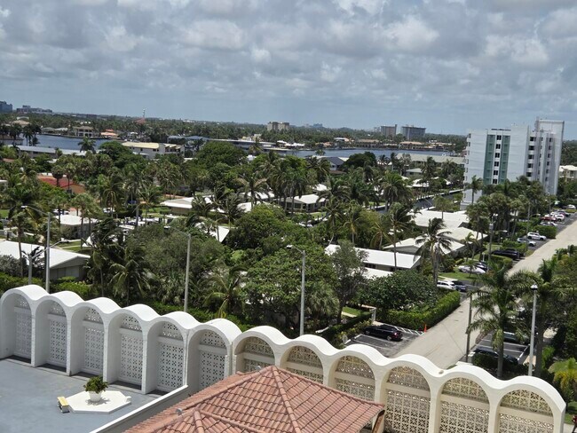 Building Photo - 1000 S Ocean Blvd