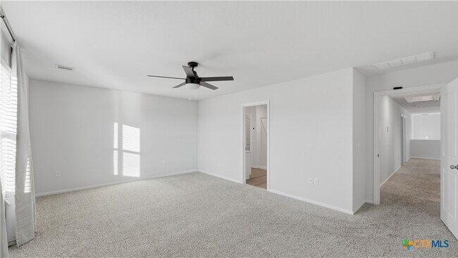 Building Photo - 324 Kenai Dr