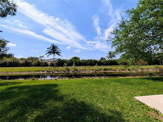 Building Photo - 11394 Royal Palm Blvd