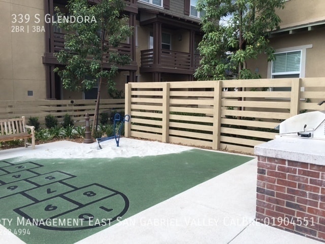 Building Photo - 339 S Glendora-