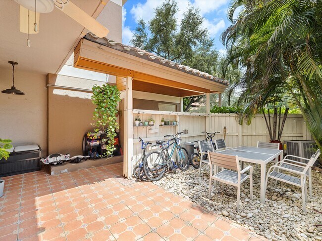 Building Photo - 9001 SW 94th St