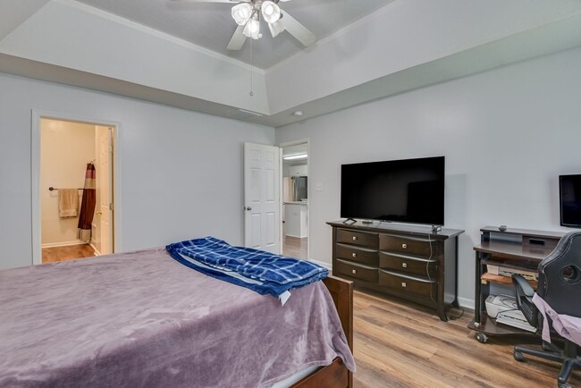Building Photo - 660 Butler Springs Cir