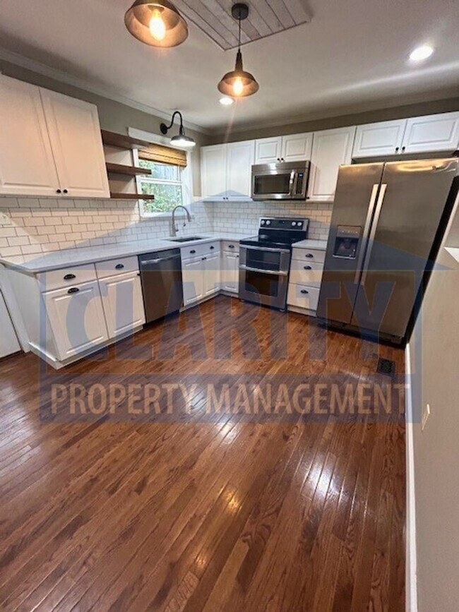 Building Photo - Remodeled three bedroom home on an acre lot!