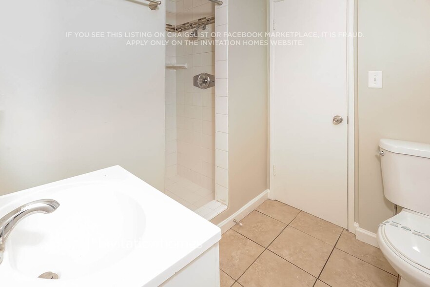 Building Photo - 12706 Muroc St