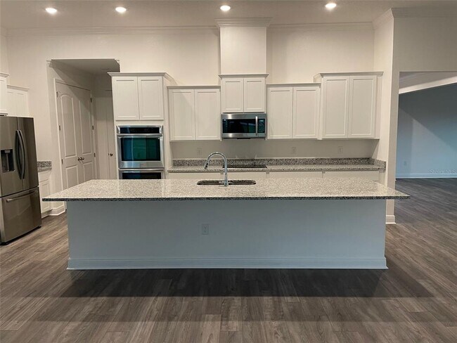 Building Photo - 10064 Dolphin Gull Cir