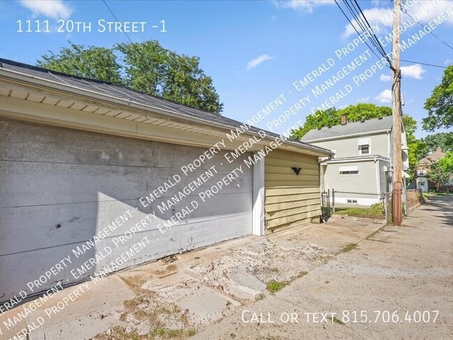 Building Photo - 1111 20th St