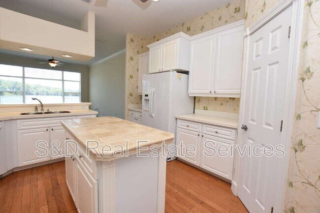 Building Photo - 4435 Winding Oaks Cir