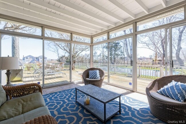 Building Photo - 29 Alden Ln