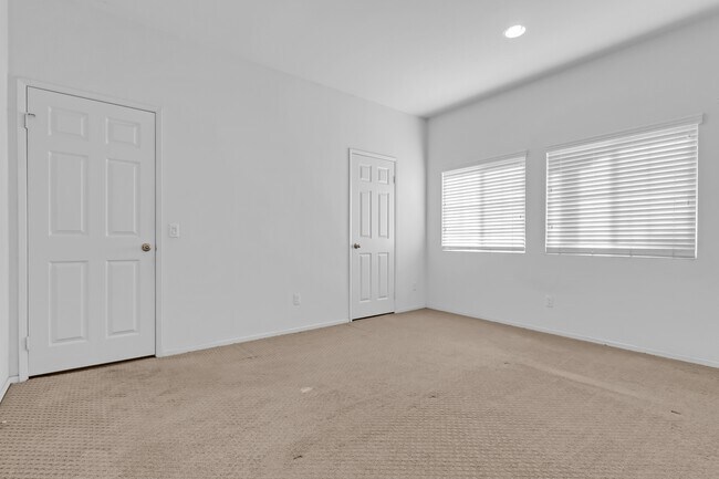 Building Photo - 4896 Stits Cir