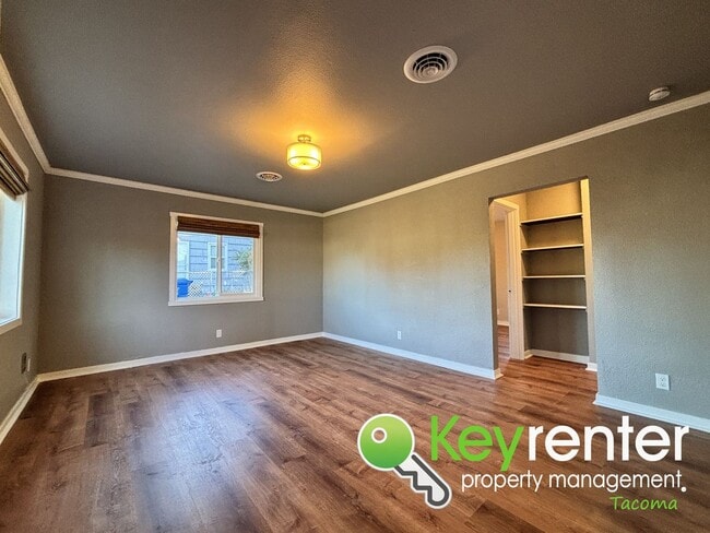 Building Photo - Charming 2 Bedroom Home for Rent in Tacoma...