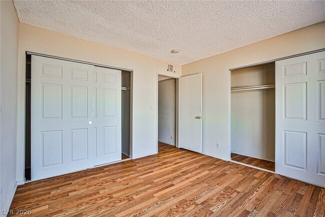 Building Photo - 4340 Gannet Cir