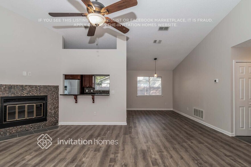 Building Photo - 6151 Jonquil Ct