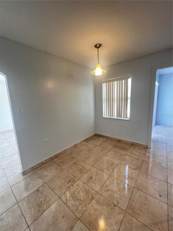 Building Photo - 9820 Glen Moor Ln