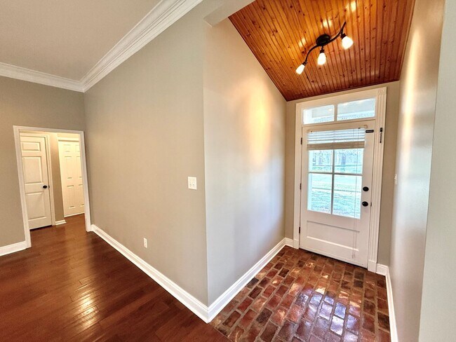 Building Photo - 12483 Fairhope Way