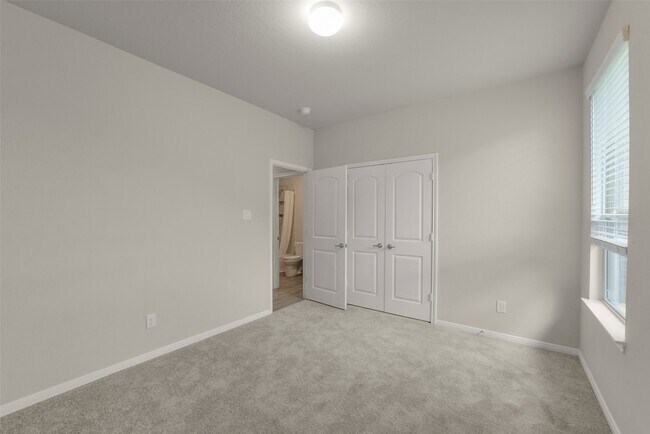 Building Photo - 31106 Durham Creek Ct
