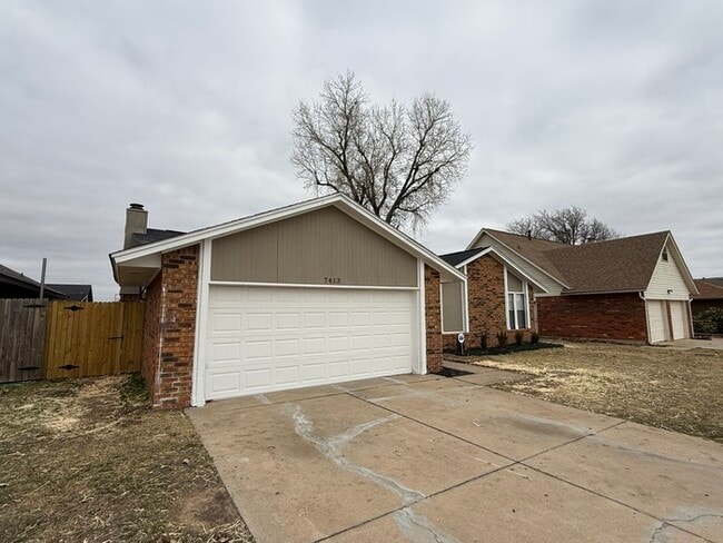 Building Photo - 7413 NW 125th St