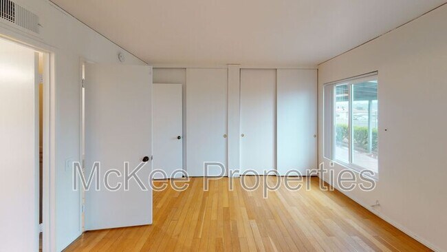 Building Photo - 5895 Alta Vista Ave