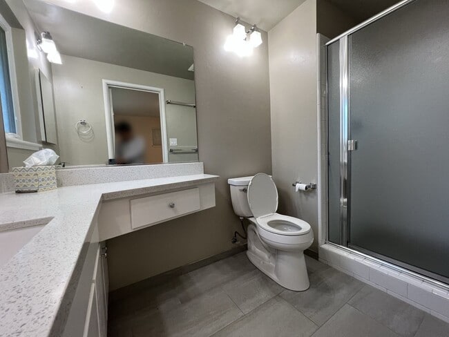 Building Photo - Renovated Sunnyvale House with Swimming Po...