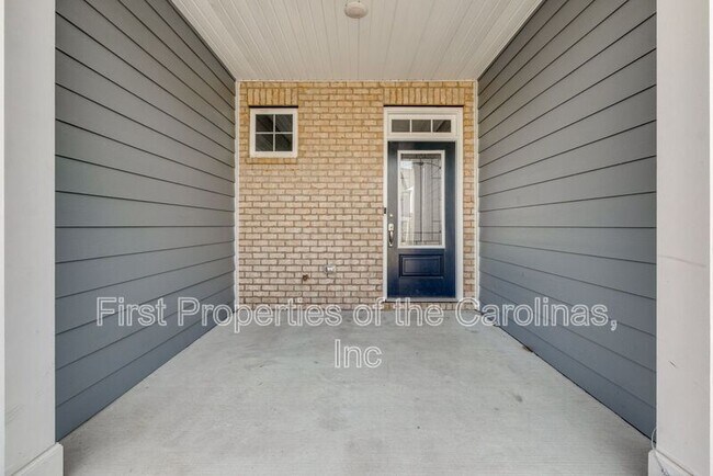 Building Photo - 807 Gable Oak Ln