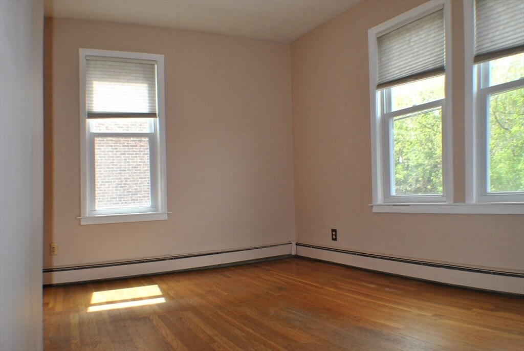 Building Photo - 23 Kenney St