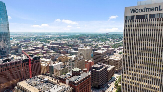 Building Photo - Unit #303 - The Regis Condos | Downtown Omaha | $250 Off First 2 months