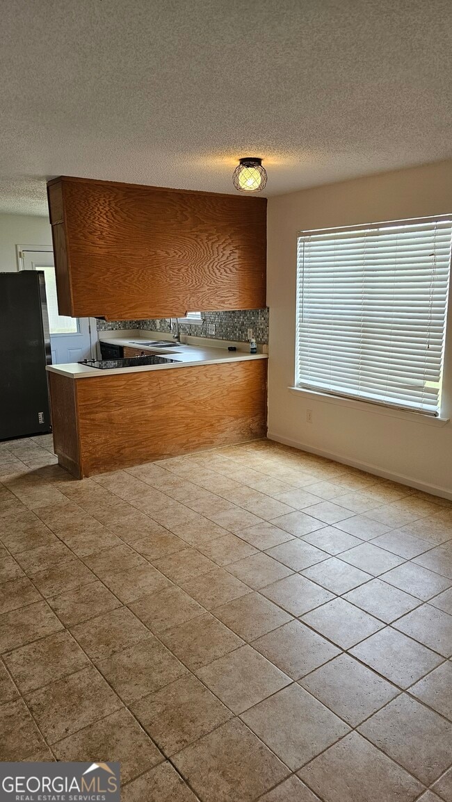 Building Photo - 210 Kentshire Ln