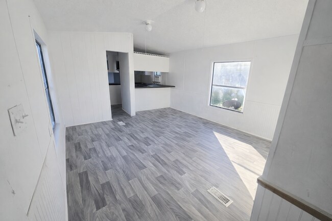 Building Photo - 110 Deborah Dr