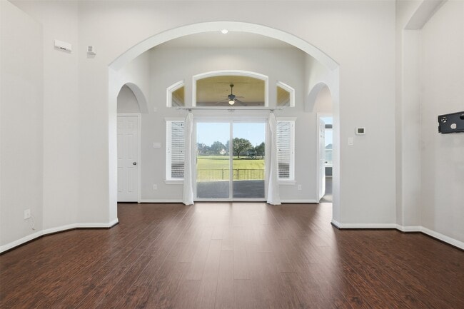 Building Photo - 6011 Watford Bend