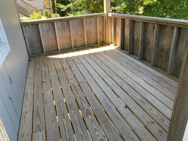 Building Photo - 3 Bedroom 2 Bath Home in Colington Availab...